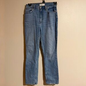 Abercrombie & Fitch The 90s Slim Straight Ultra High Rise Size 29